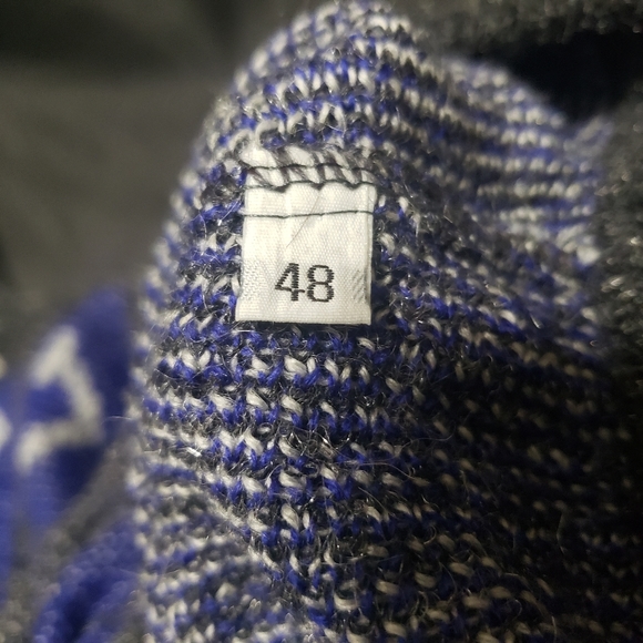 Bizzarro Vintage Italian Made Sweater - Picture 2 of 13